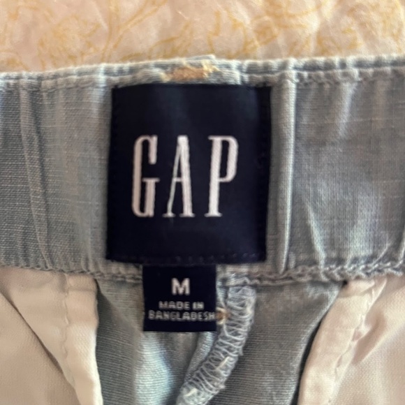NWT GAP Light Weight Pleated Shorts Sz M - Picture 5 of 6